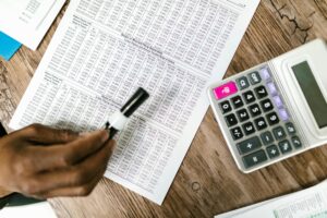 Creating a Family Financial Plan: Mastering Spending and Debt Management Together