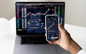 Applying Principles by Ray Dalio to Determine Asset Correlation and Achieve Diversification